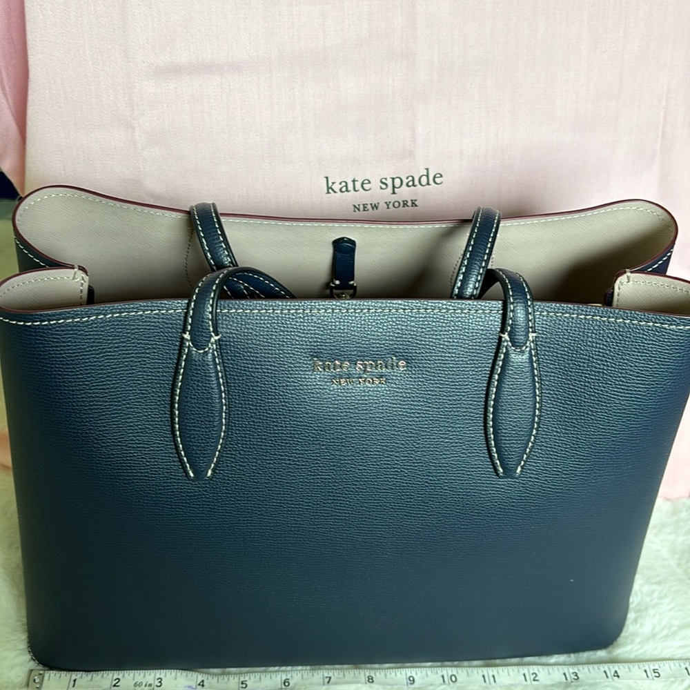 Kp Tote With Open Top With Dog Clip Closure With … - image 1